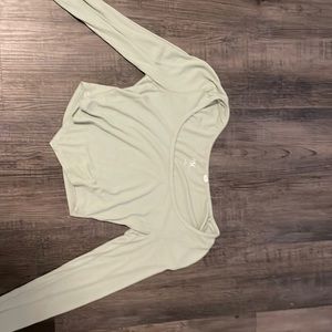 green long sleeve crop top pacsun size S